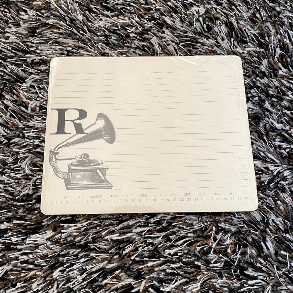 🍓 Cream “R” Monogram Calendar Journal Note Pad